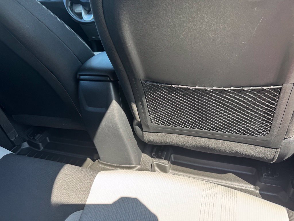 Used 2021 Hyundai Venue SEL w/ Cargo Package FWD image 18