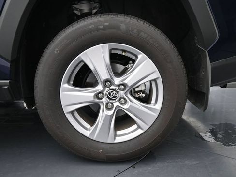 Used 2025 Toyota RAV4 XLE w/ Convenience Package AWD/4WD image 15
