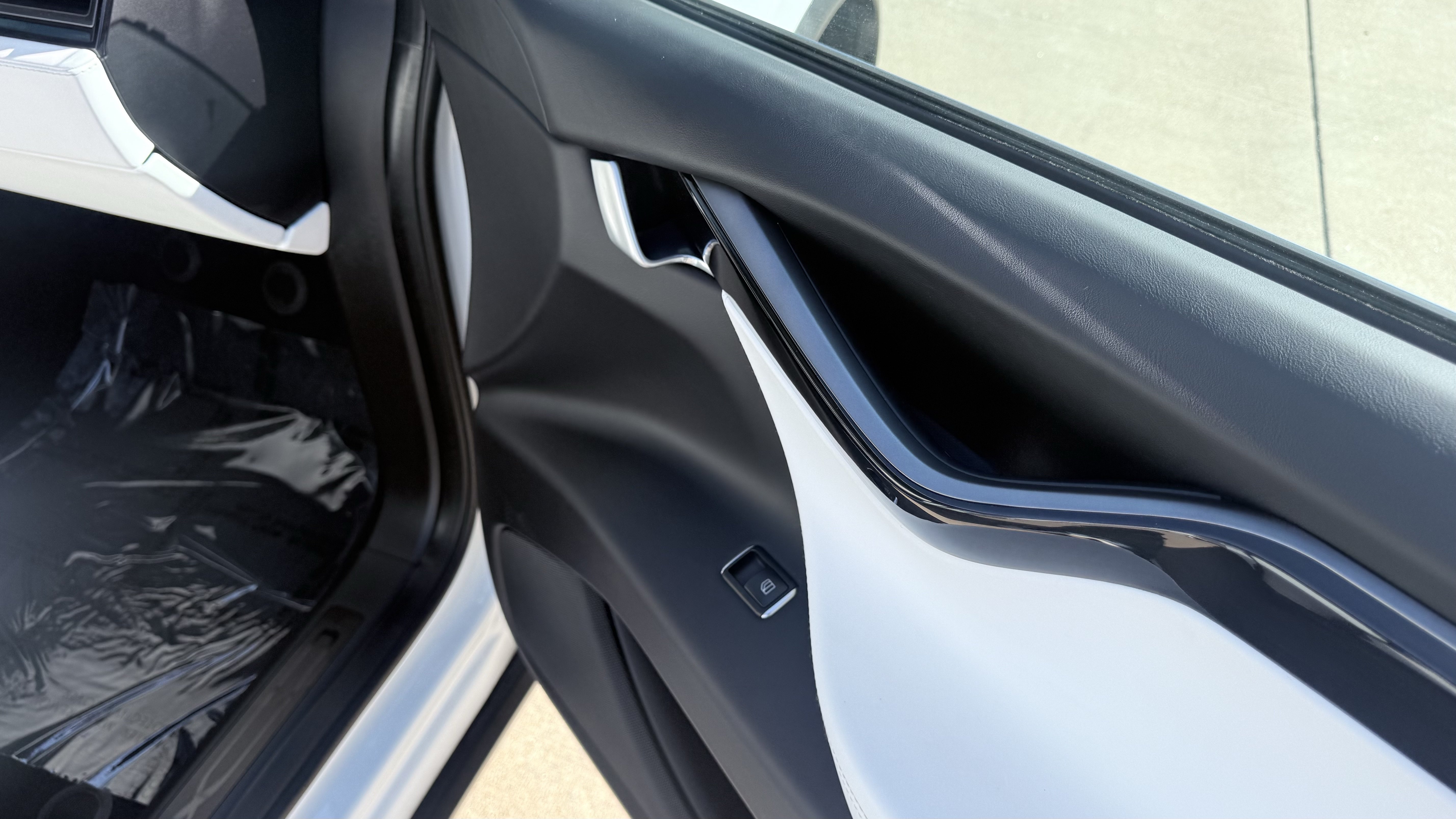 Used 2021 Tesla Model X Long Range AWD/4WD image 35