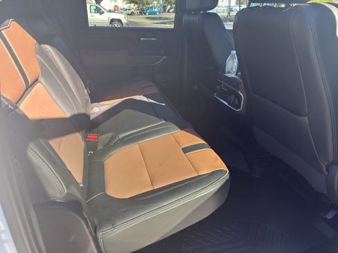 Used 2020 Chevrolet Silverado 2500 High Country w/ Z71 Off-Road Package image 14