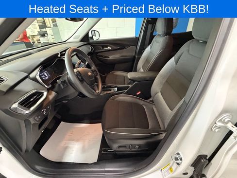 Used 2023 Chevrolet TrailBlazer LT w/ Convenience Package FWD image 9