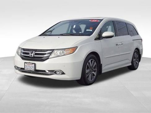 Used 2015 Honda Odyssey Touring image 8