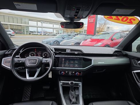 Used 2022 Audi Q3 2.0T Premium Plus image 32