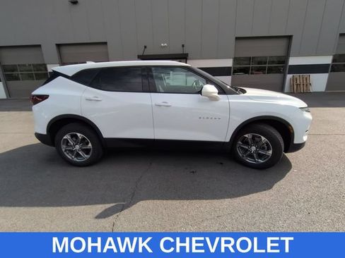 Used 2024 Chevrolet Blazer LT w/ Driver Confidence Package AWD/4WD image 5