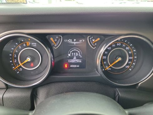 Used 2019 Jeep Wrangler Sport image 22