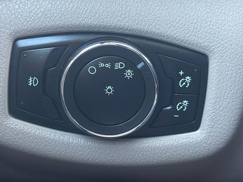 Used 2014 Ford Transit Connect Titanium FWD image 26