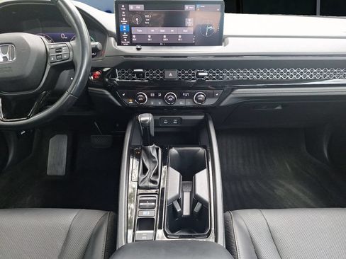 Used 2023 Honda Accord EX-L image 19
