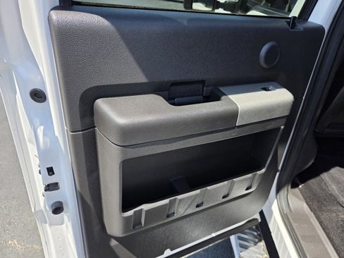 Used 2011 Ford F350 Lariat w/ Lariat Ultimate Pkg AWD/4WD image 36