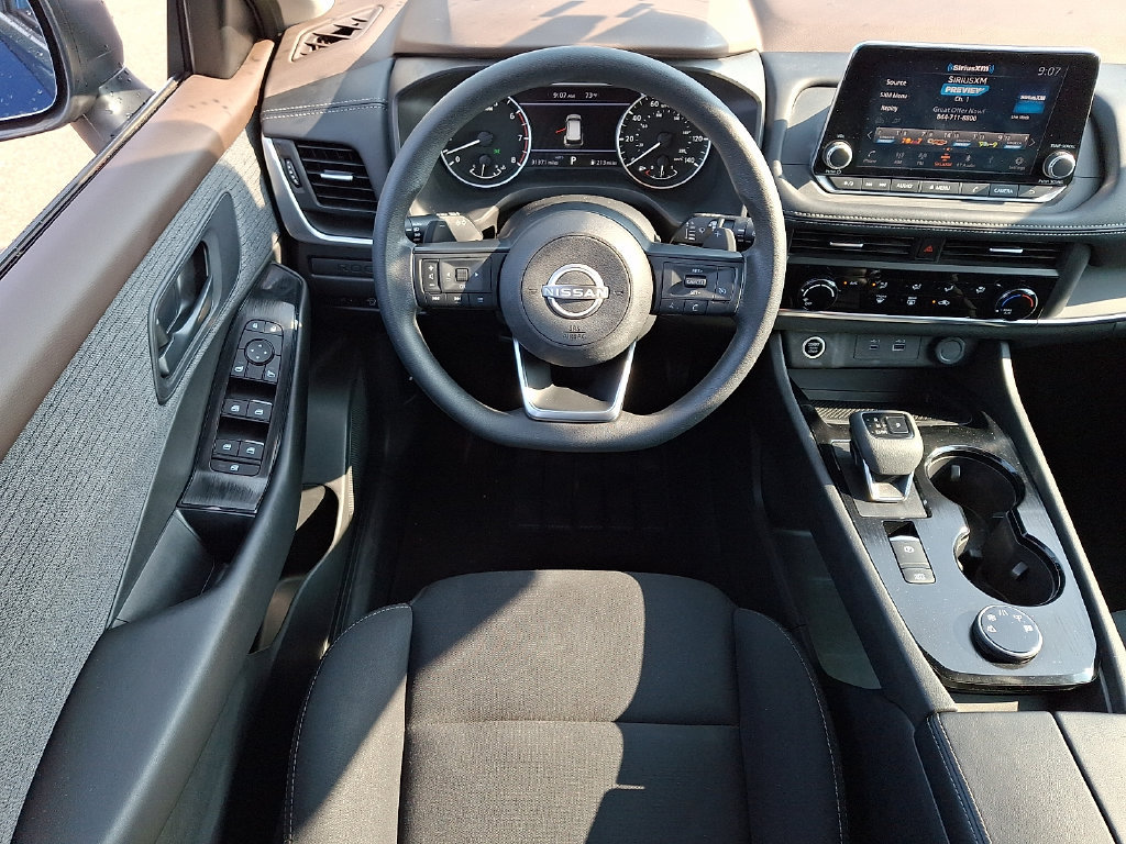 Used 2023 Nissan Rogue S AWD/4WD image 12