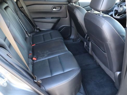 Used 2024 Nissan Rogue SL w/ SL Premium Package FWD image 18