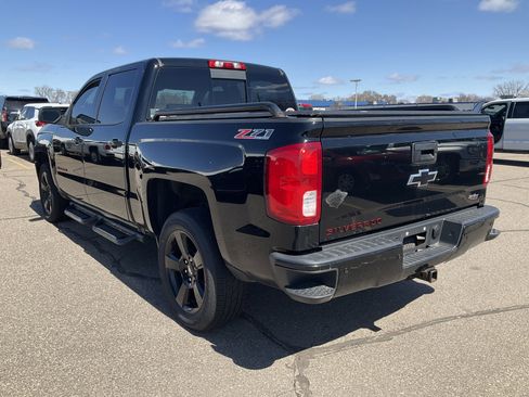 Used 2017 Chevrolet Silverado 1500 LTZ Z71 w/ Redline Edition image 4