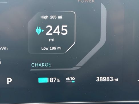 Used 2024 Kia EV9 Wind AWD/4WD image 15