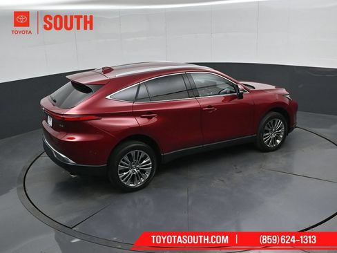 Used 2023 Toyota Venza XLE AWD/4WD image 46