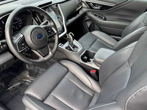 Used 2022 Subaru Outback Limited w/ Popular Package #2 image 4