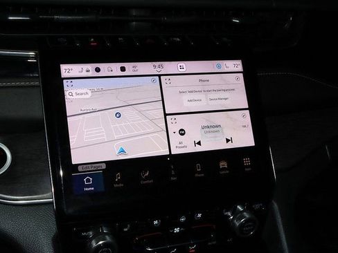 Used 2022 Jeep Grand Cherokee Overland w/ Luxury Tech Group IV image 19