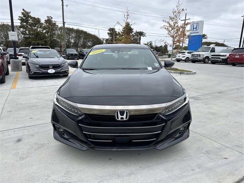 Used 2022 Honda Accord Sport image 2