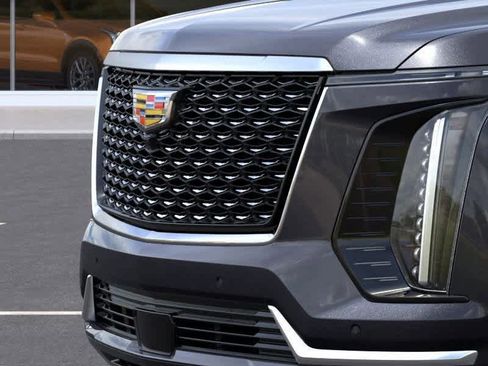 New 2026 Cadillac Escalade Luxury image 13