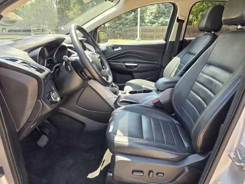 Used 2014 Ford Escape SE w/ Equipment Group 201A FWD image 15