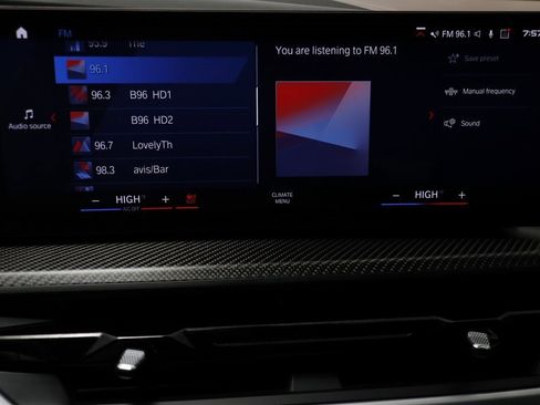 Used 2023 BMW XM image 12