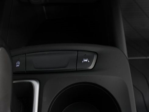 New 2026 Chevrolet Trax LS image 7