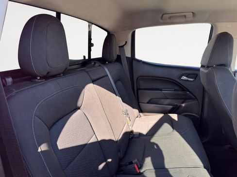 Used 2016 Chevrolet Colorado LT w/ LT Convenience Package image 29