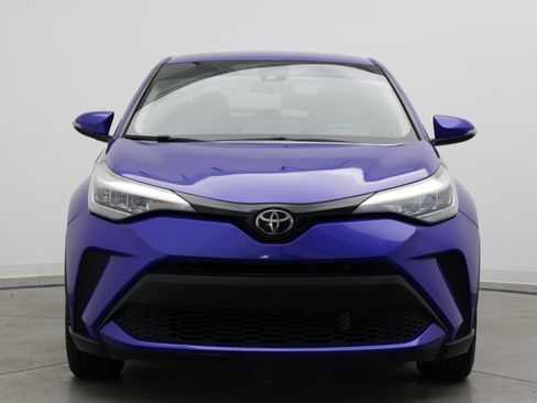 Used 2020 Toyota C-HR LE FWD image 2