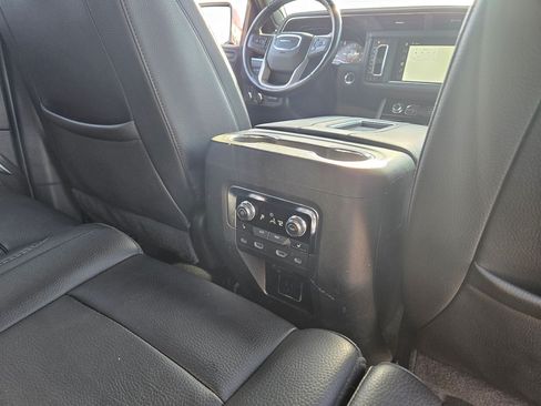 Certified 2024 GMC Yukon Denali w/ Advanced Technology Package AWD/4WD image 27