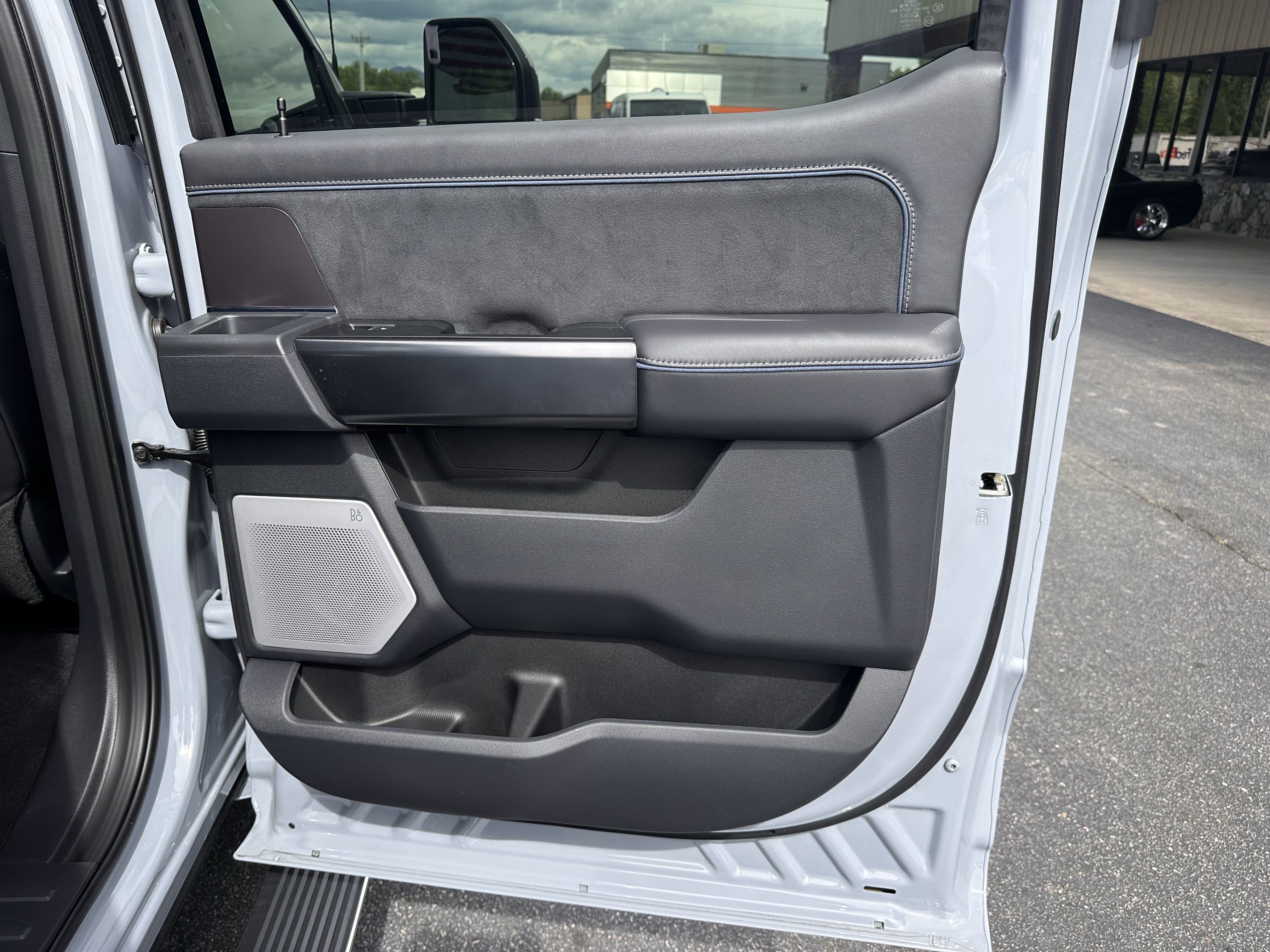 Used 2026 Ford F250 Platinum AWD/4WD image 18