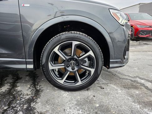 Certified 2025 Audi Q3 2.0T Premium Plus w/ Premium Plus Package image 18