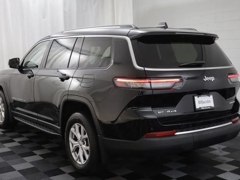Used 2022 Jeep Grand Cherokee L Limited w/ MOPAR Finishing Package AWD/4WD image 15