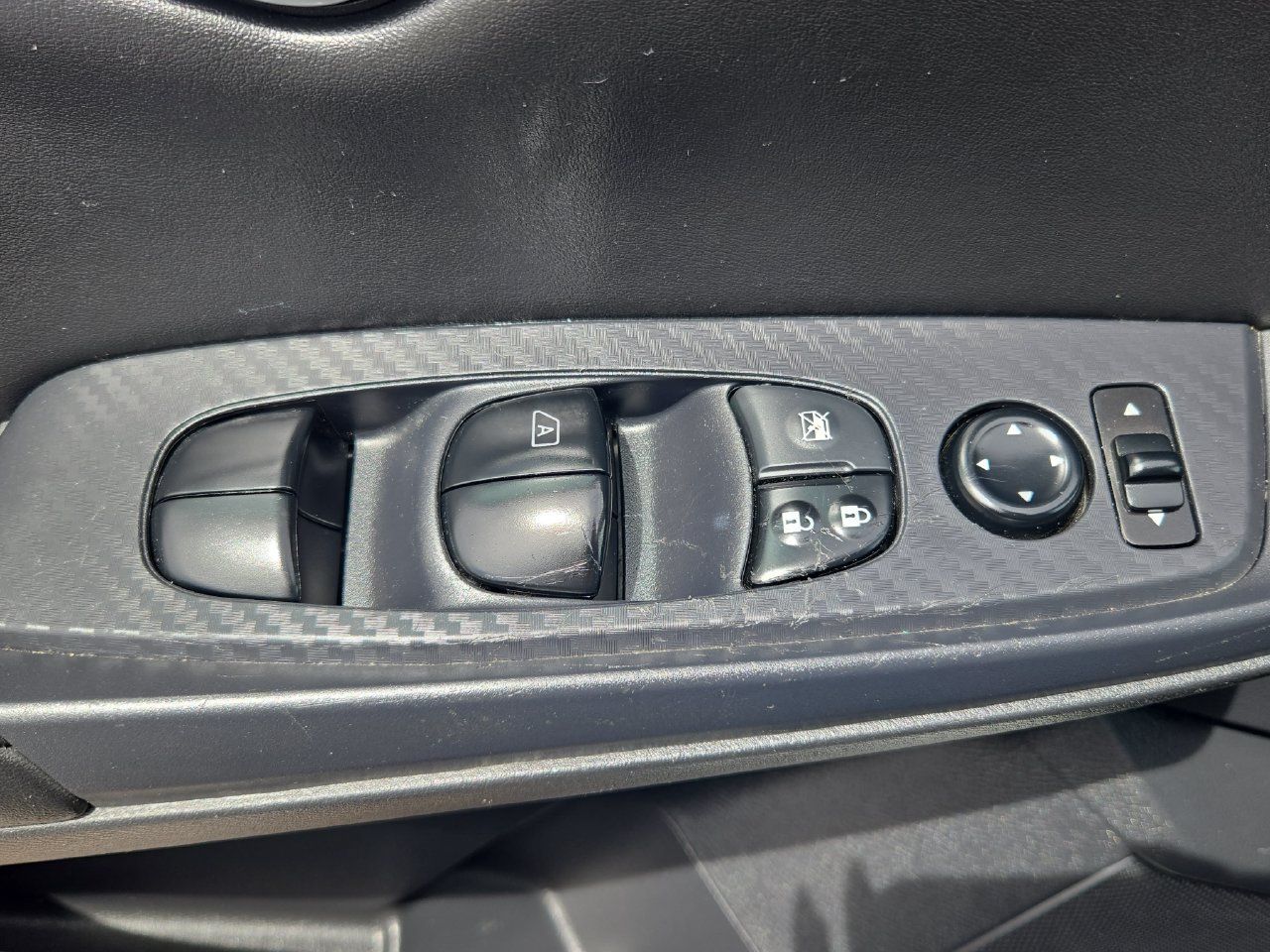 Used 2024 Nissan Sentra SV w/ All-Weather Package FWD image 27