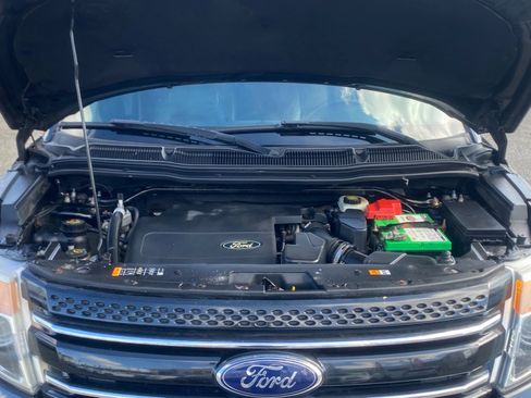 Used 2014 Ford Explorer Limited AWD/4WD image 2