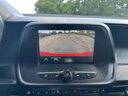 Used 2018 Chevrolet Camaro LT RWD image 25