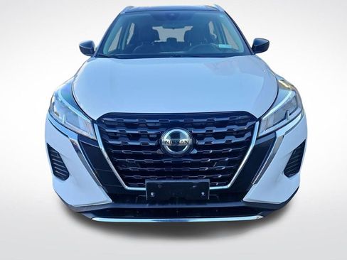 Used 2021 Nissan Kicks SV image 8