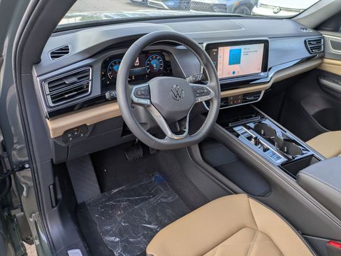 New 2026 Volkswagen Atlas Cross Sport SE AWD/4WD image 12