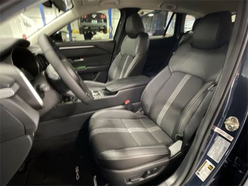 Used 2025 MAZDA CX-50 AWD 2.5 S w/ Weather Package image 17