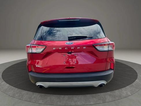 Used 2022 Ford Escape SEL w/ Technology Package FWD image 6