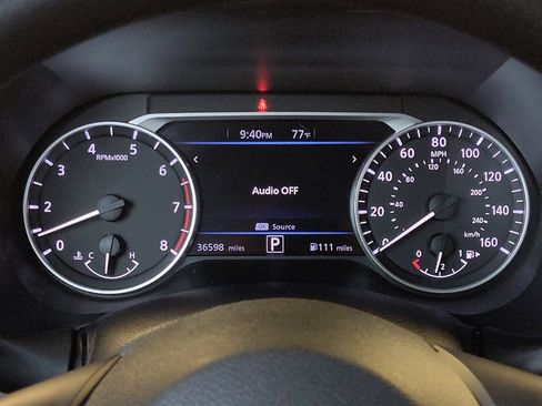 Used 2024 Nissan Sentra SV FWD image 23