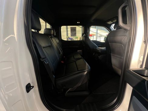 Used 2025 Ford F150 Lariat w/ Equipment Group 502A High image 19