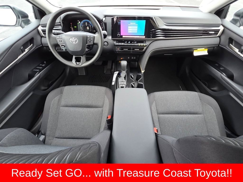 Used 2026 Toyota Camry LE FWD image 6