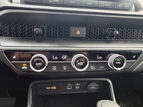 Used 2023 Honda CR-V EX image 24