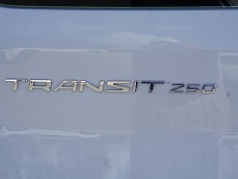 Used 2025 Ford Transit 250 Low Roof w/ Exterior Upgrade Package RWD image 31