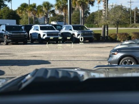 Used 2024 Chevrolet Silverado 2500 ZR2 w/ Technology Package image 21