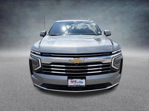 Used 2025 Chevrolet Tahoe LT AWD/4WD image 9