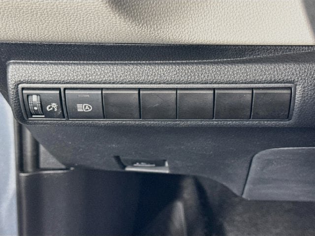 Certified 2022 Toyota Corolla LE w/ LE Convenience Package FWD image 11