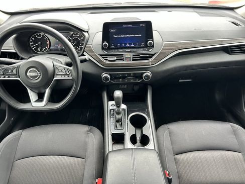 Certified 2024 Nissan Altima 2.5 SV image 10