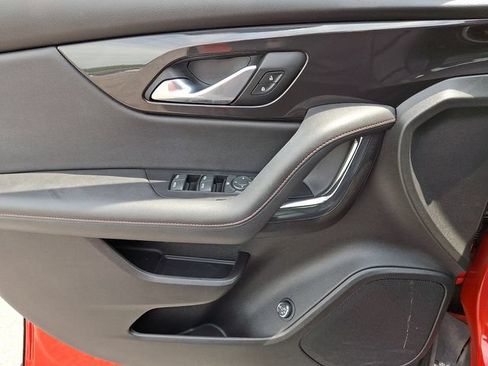 Certified 2020 Chevrolet Blazer RS FWD image 12