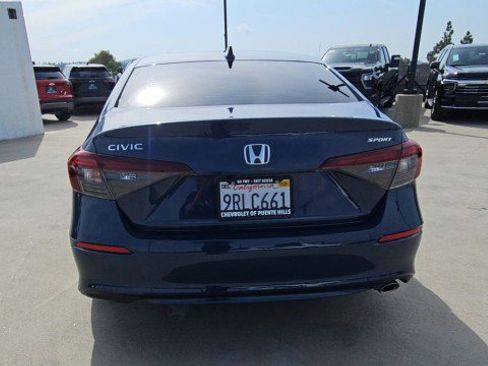 Used 2025 Honda Civic Sport image 7