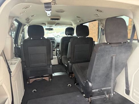Used 2016 Dodge Grand Caravan SE w/ Quick Order Package 29E SE image 23