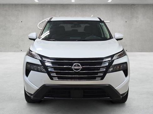 Used 2024 Nissan Rogue SV image 18